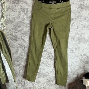 Old Navy Light Green Jeggings